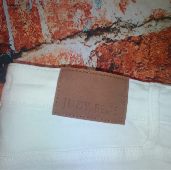 Judy Blue Women's Size 9 Wide Leg White Pants - Picture 2 of 10